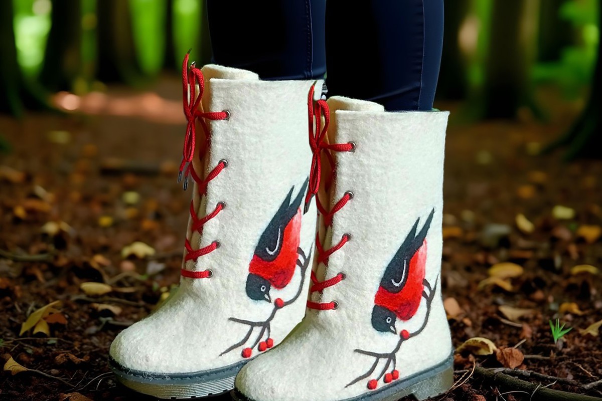 Unique Design Shoes Felt Products from Nepal